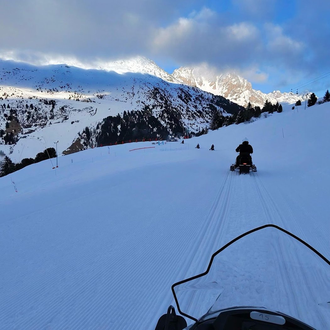 SNOW BIKER MERIBEL 1