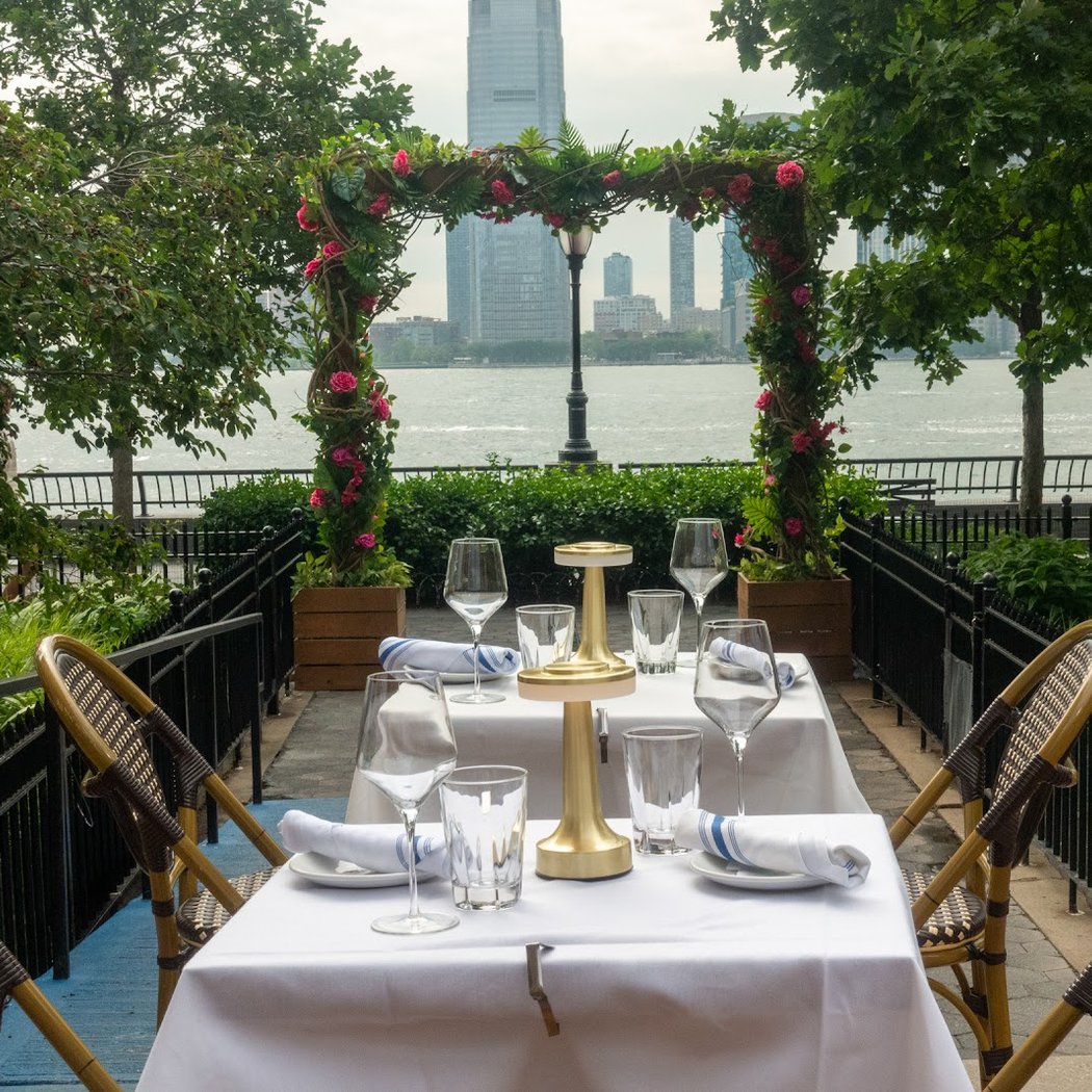 Moët on the Hudson 2