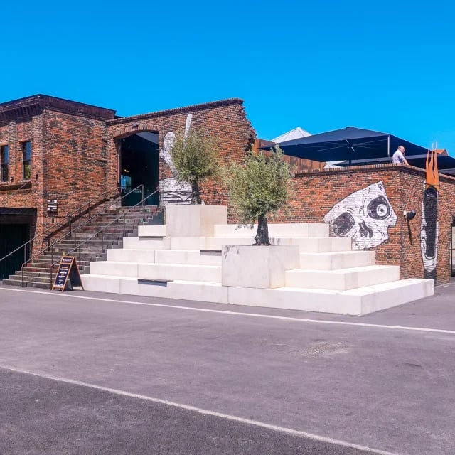 Hellcity Brewpub & Restaurant 4