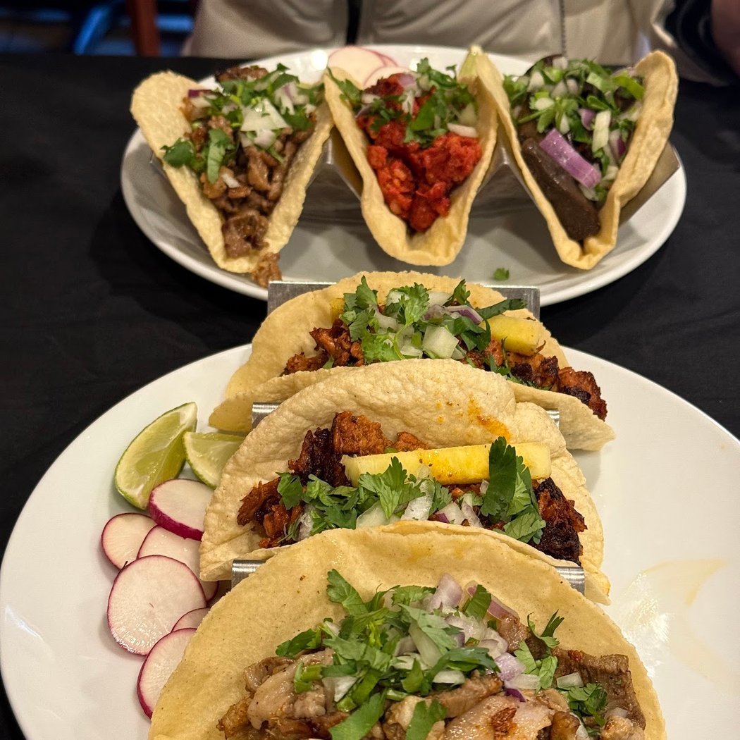 Tacos El Guero 1