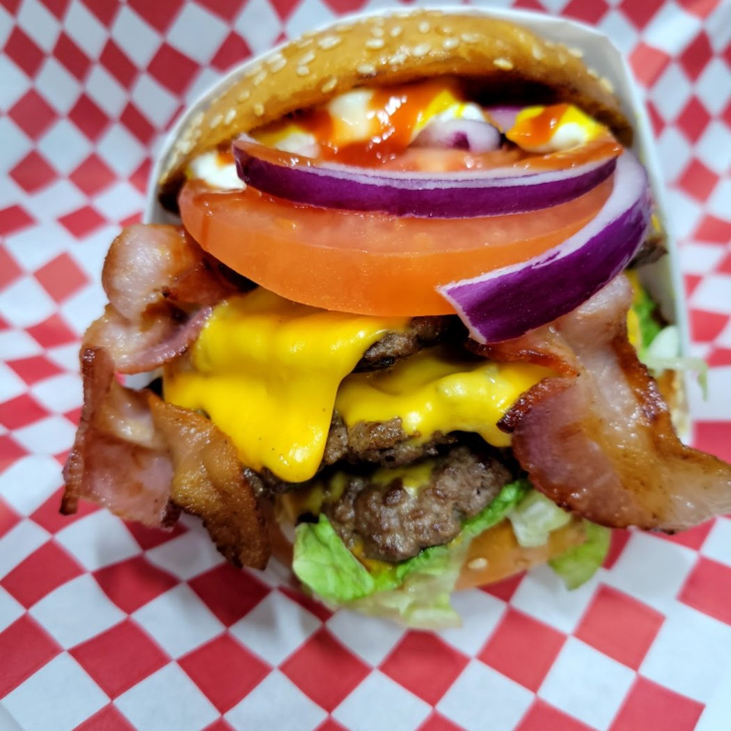 Buns Y Garnachas food truck 1