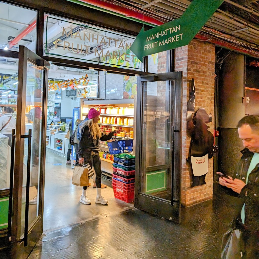 Manhattan Fruit Market 2
