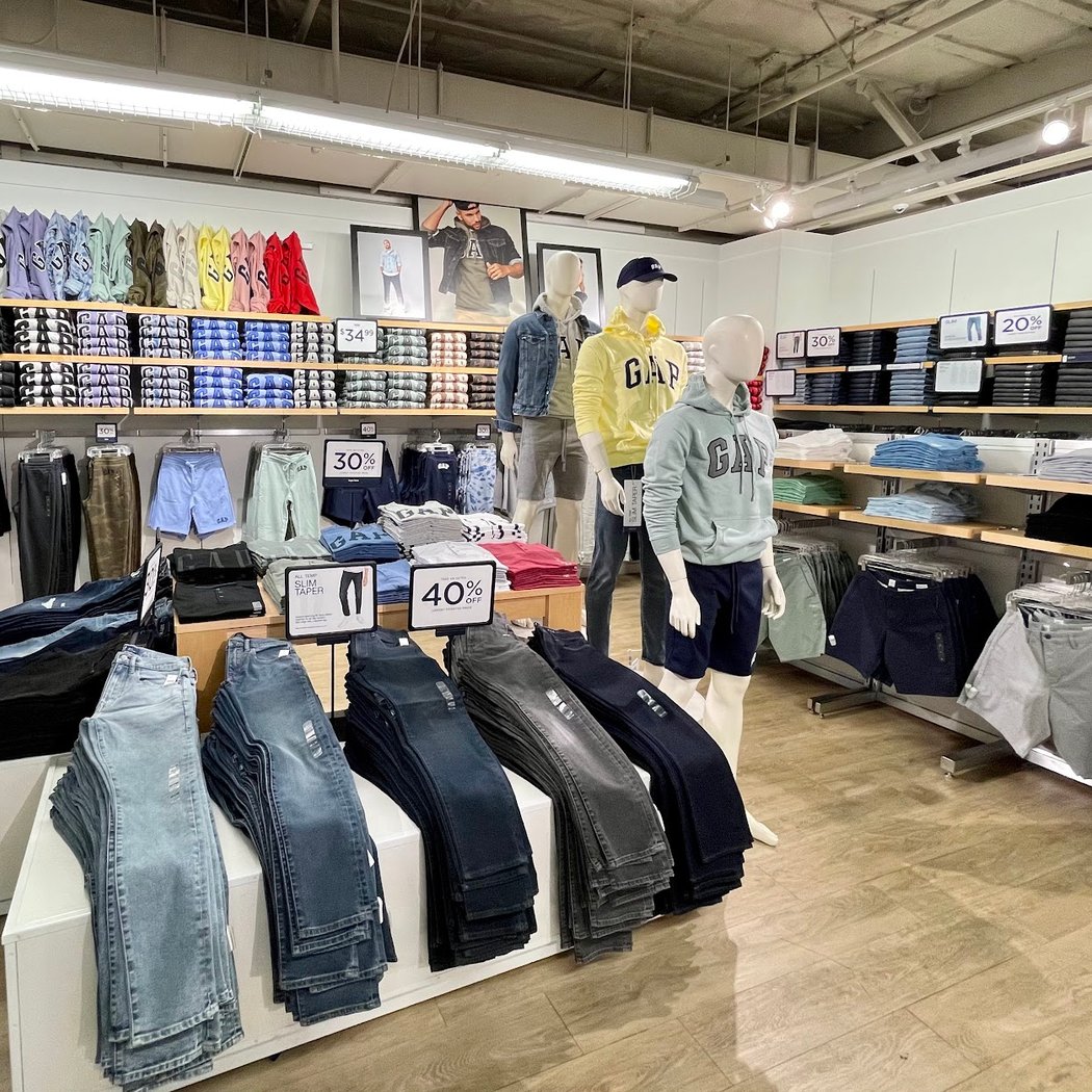 Gap Factory 1