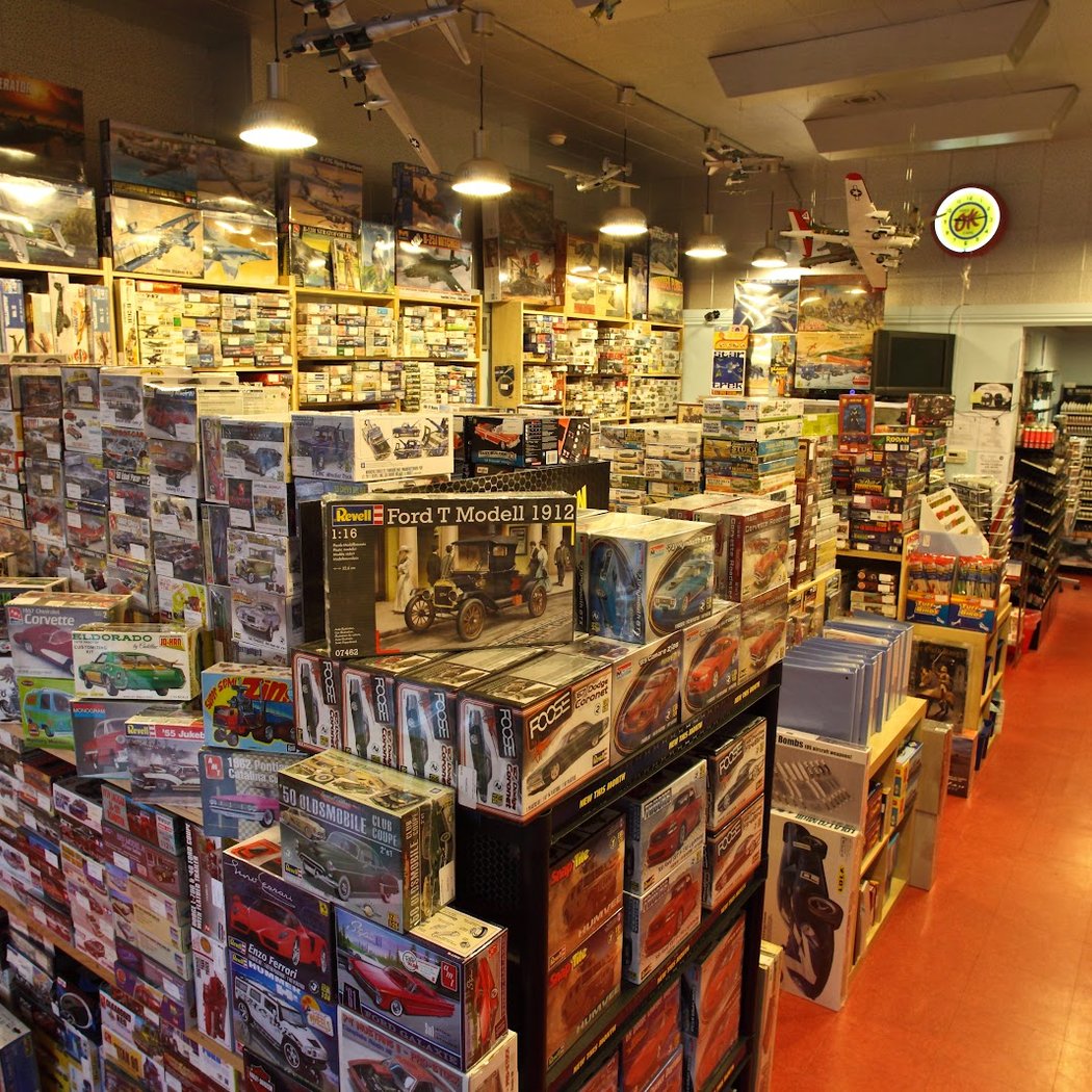 ModelCave (Hobby Shop) 2