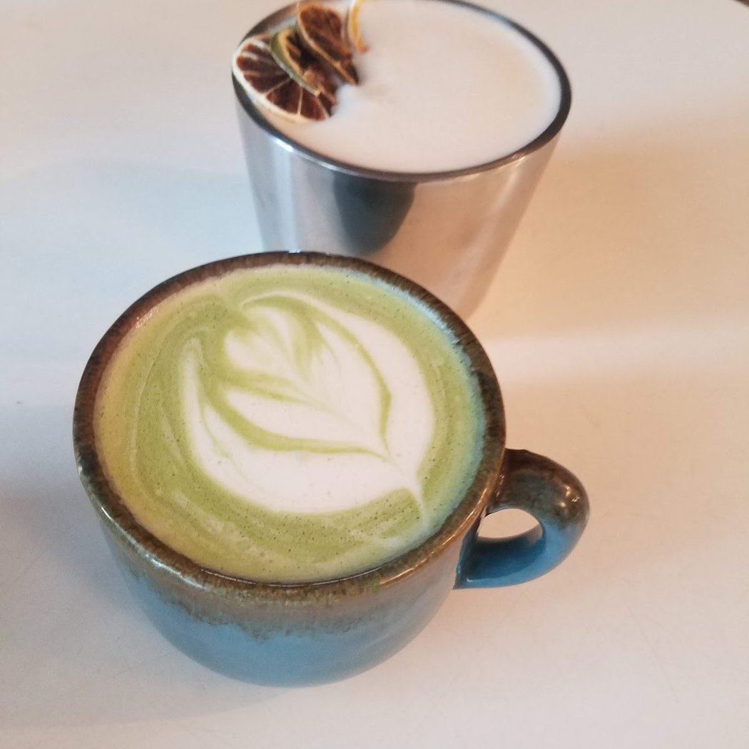 Outdated, Antique Cafe 1