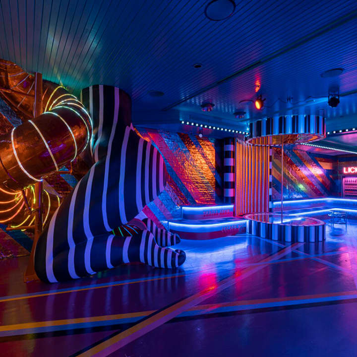 Bar at The Museum of Sex 3