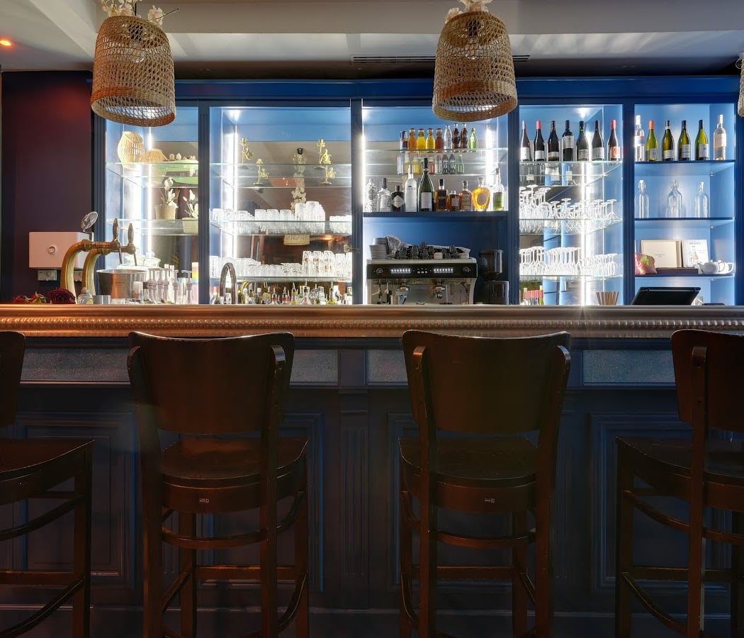 Le Cabanon Happy Hour 2