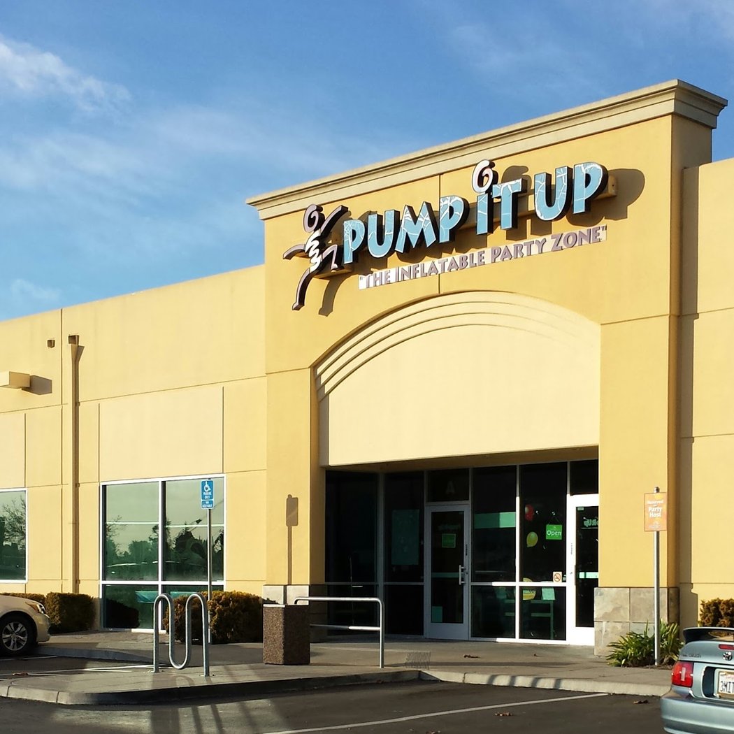 Pump It Up Preschool Jump 3