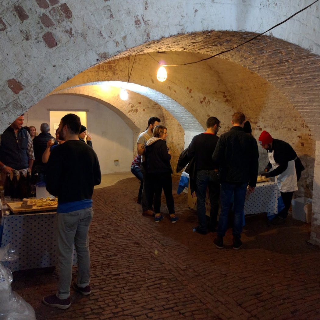 Music Night at Crown Finish Caves 3