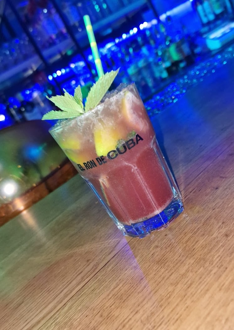 LE VINTAGE CLUB 5