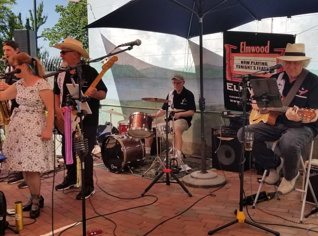 Jinx Jones & the KingTones 1