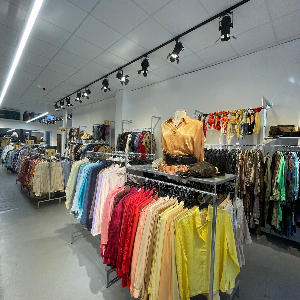 HUMANA Vintage 1