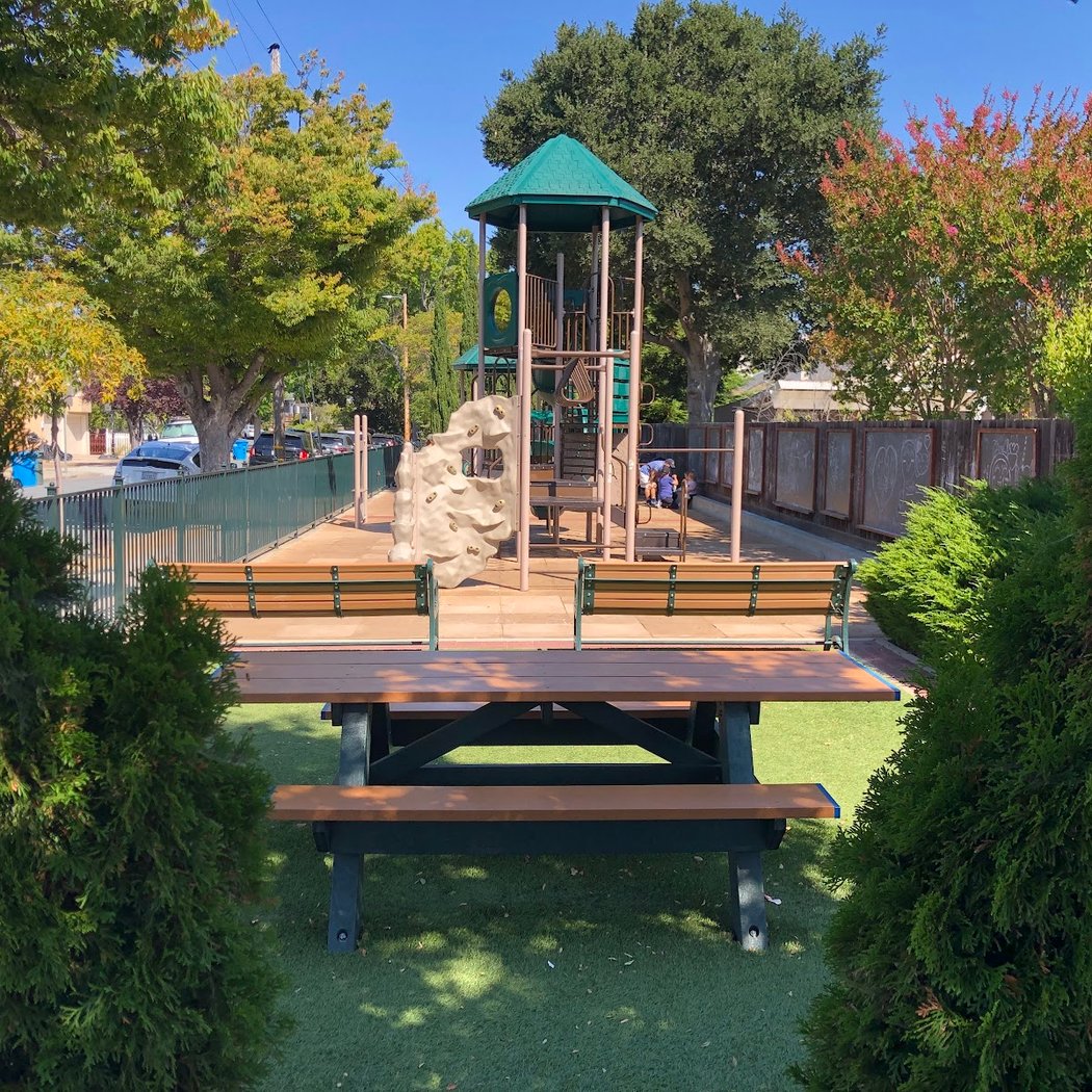 Paloma Playground 1