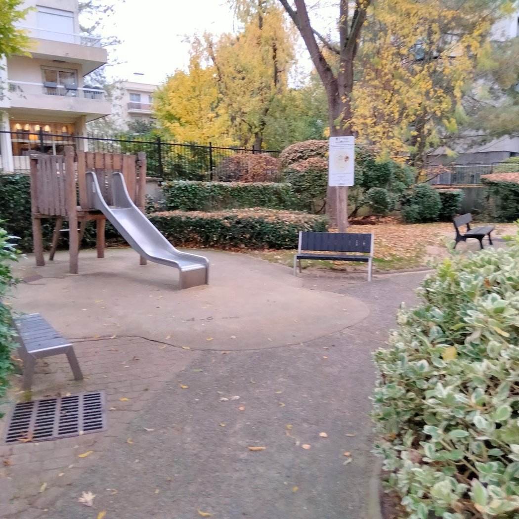 Square d'eau Albienne 2