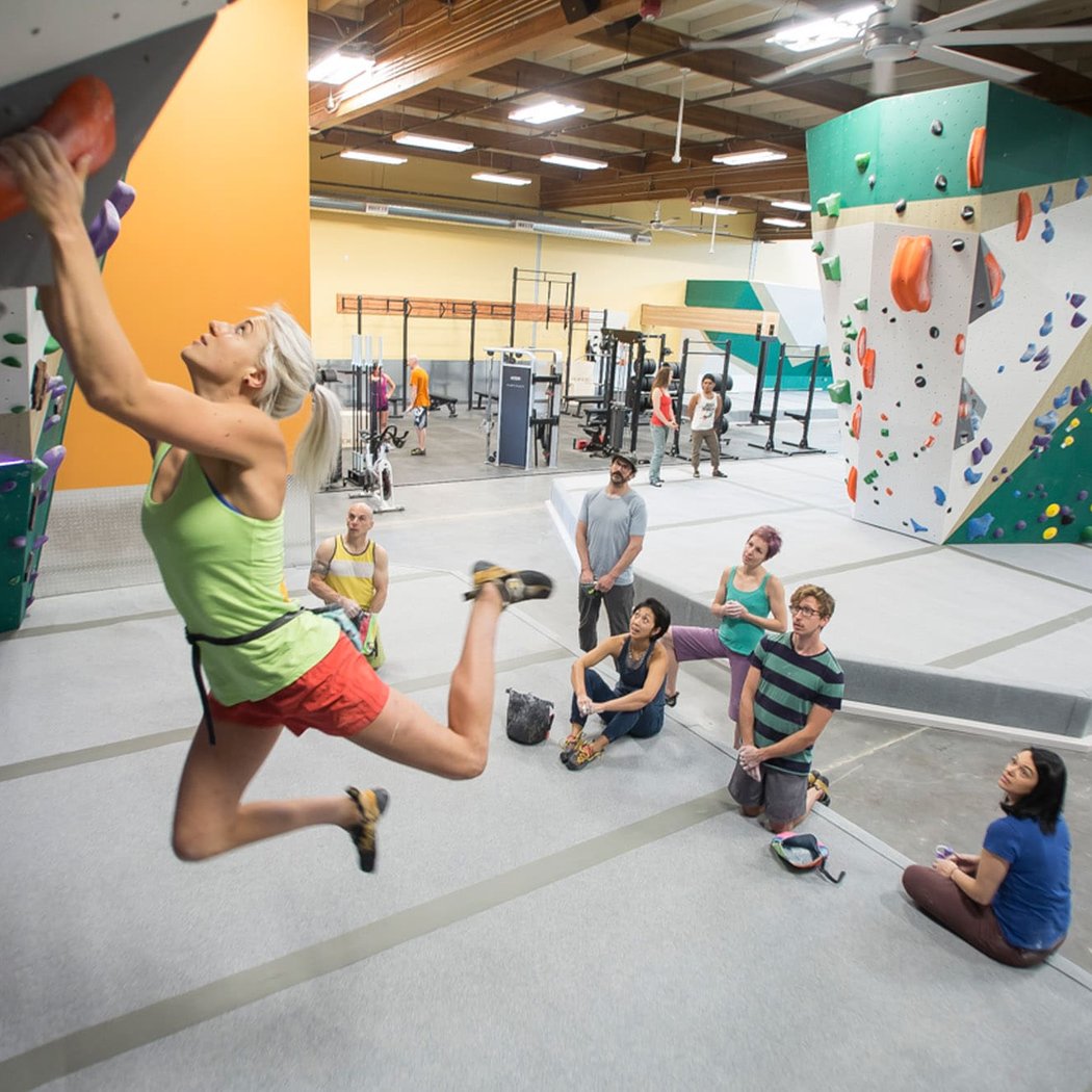 Community Bouldering & Social Events 1