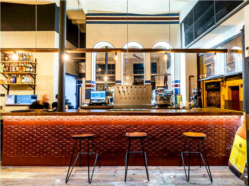 Bar La Ilustre 1