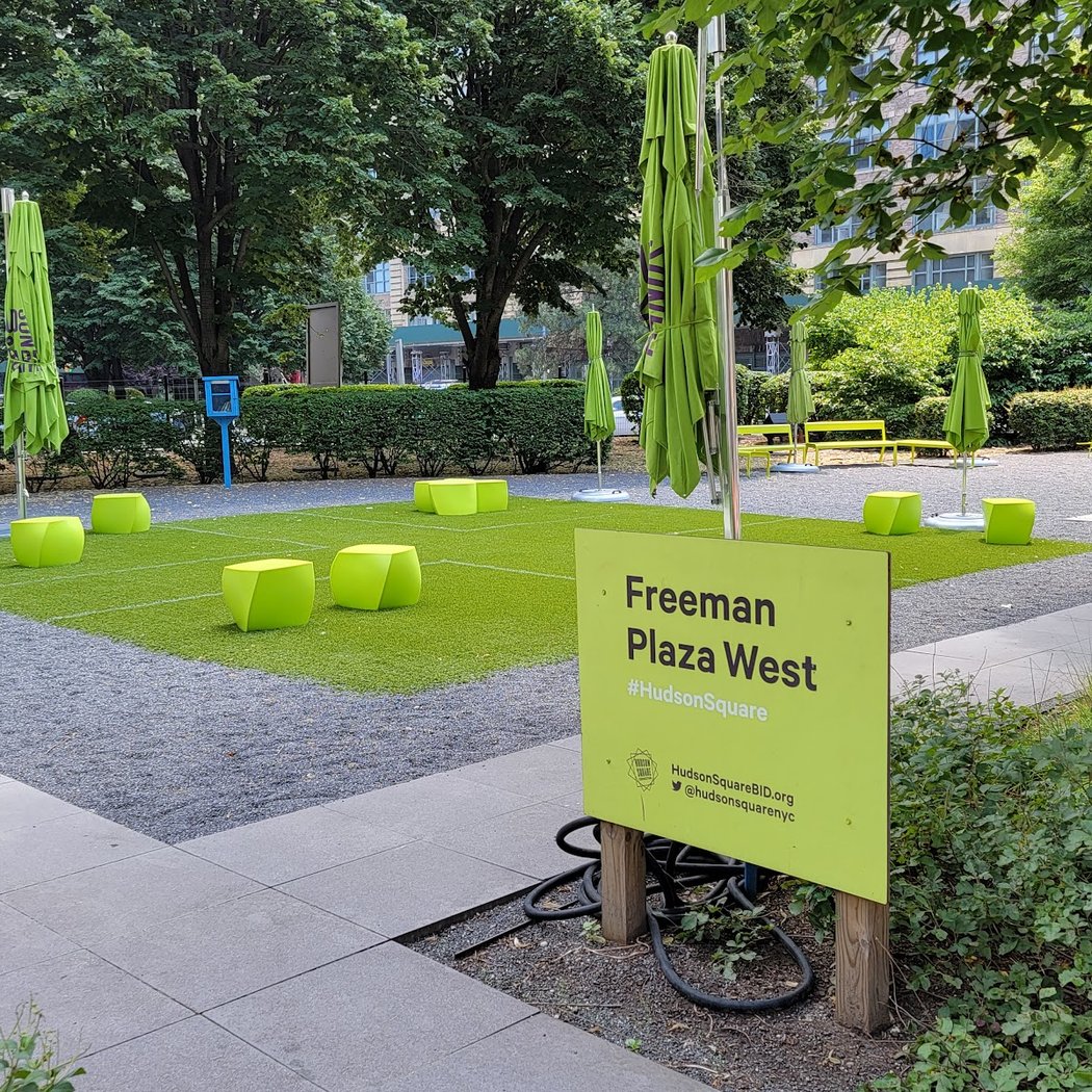 Freeman Plaza West 1