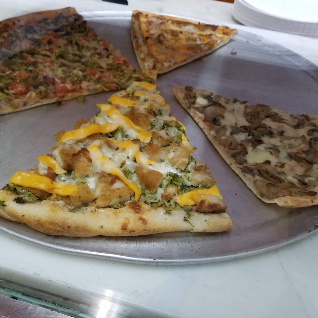 Juniors Pizza 2