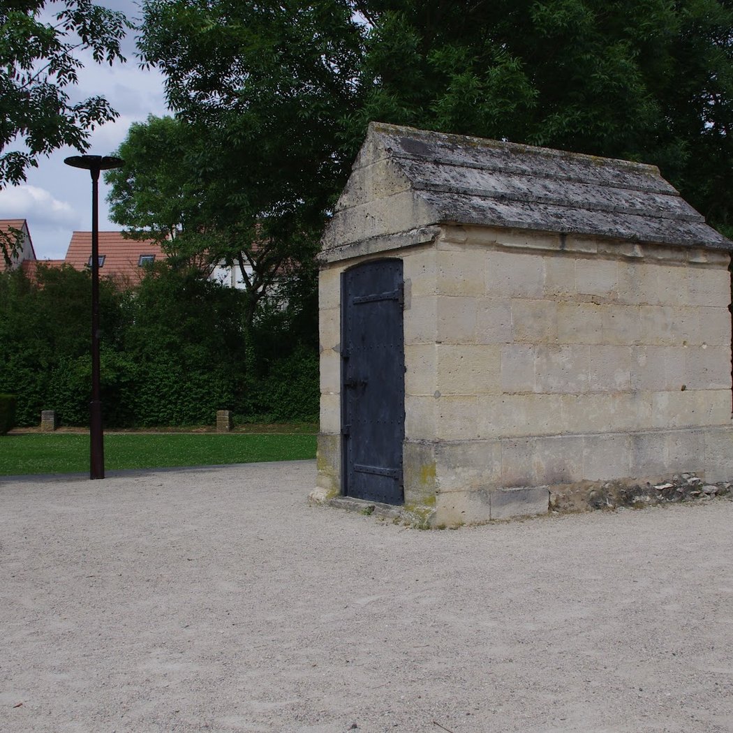 Regard n°2 de l'aqueduc de Médicis 2