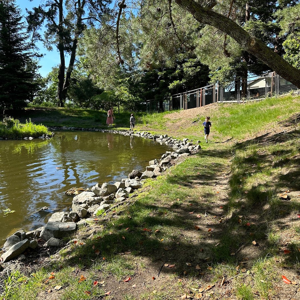 Woodhall - Orindawoods Clubhouse 2