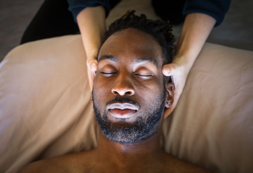 Julia Garcia Melan: From Stillness- Craniosacral & health coaching 1