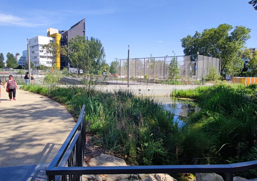 Aretha Franklin Garden 3