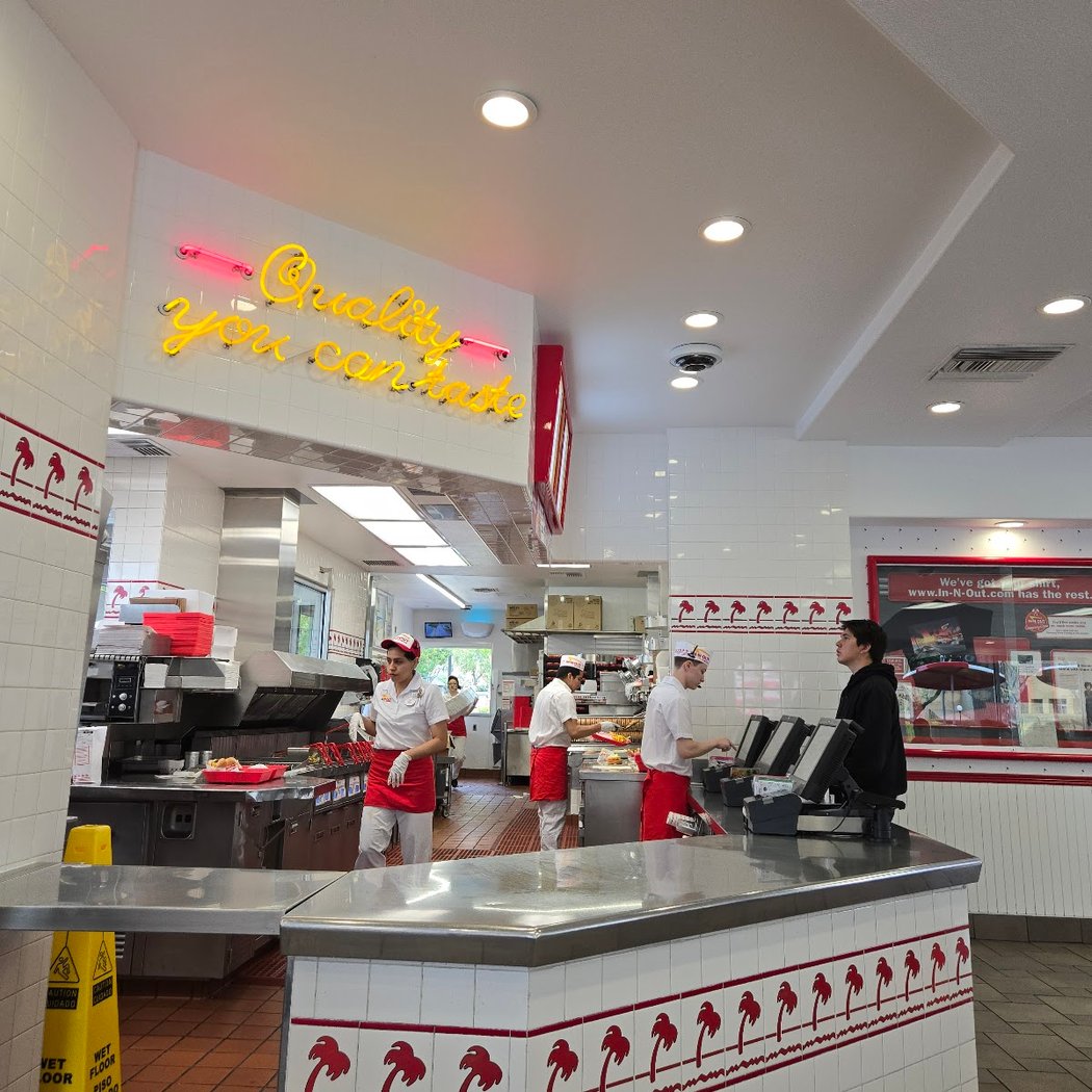 In-N-Out Burger 3