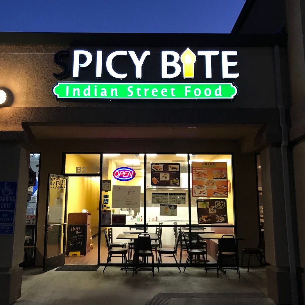 Spicy Bite - Indian Street Food Restaurant 2