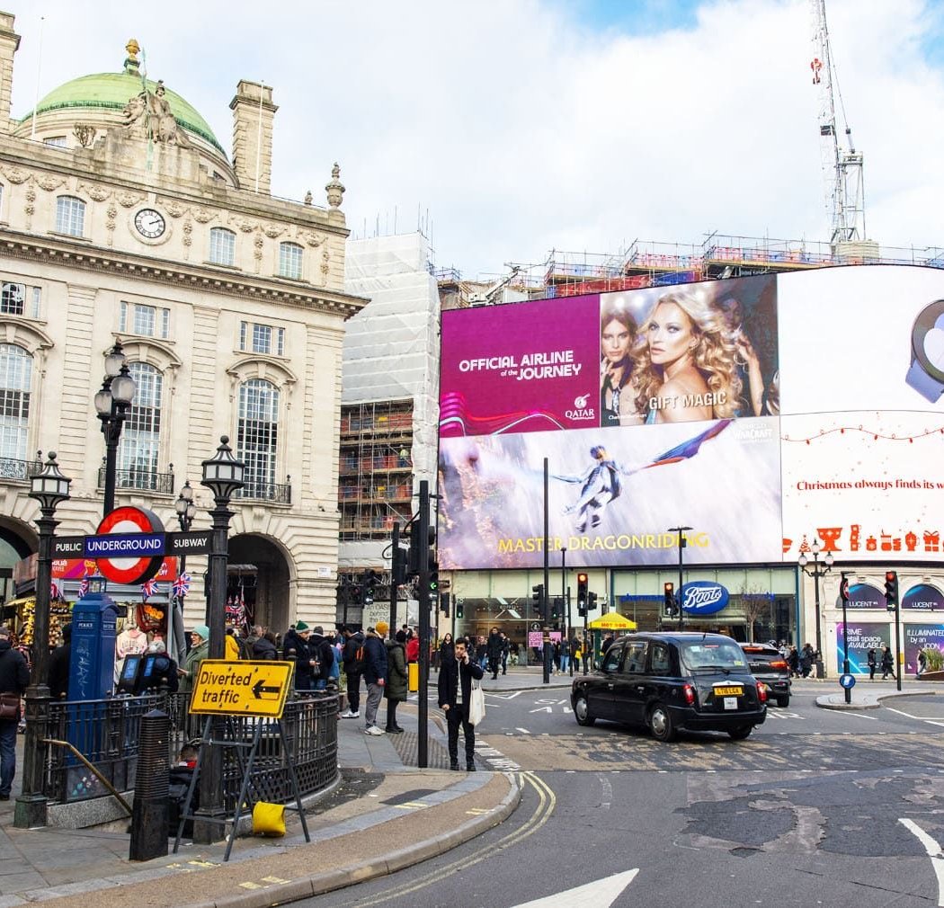 Piccadilly Circus 2