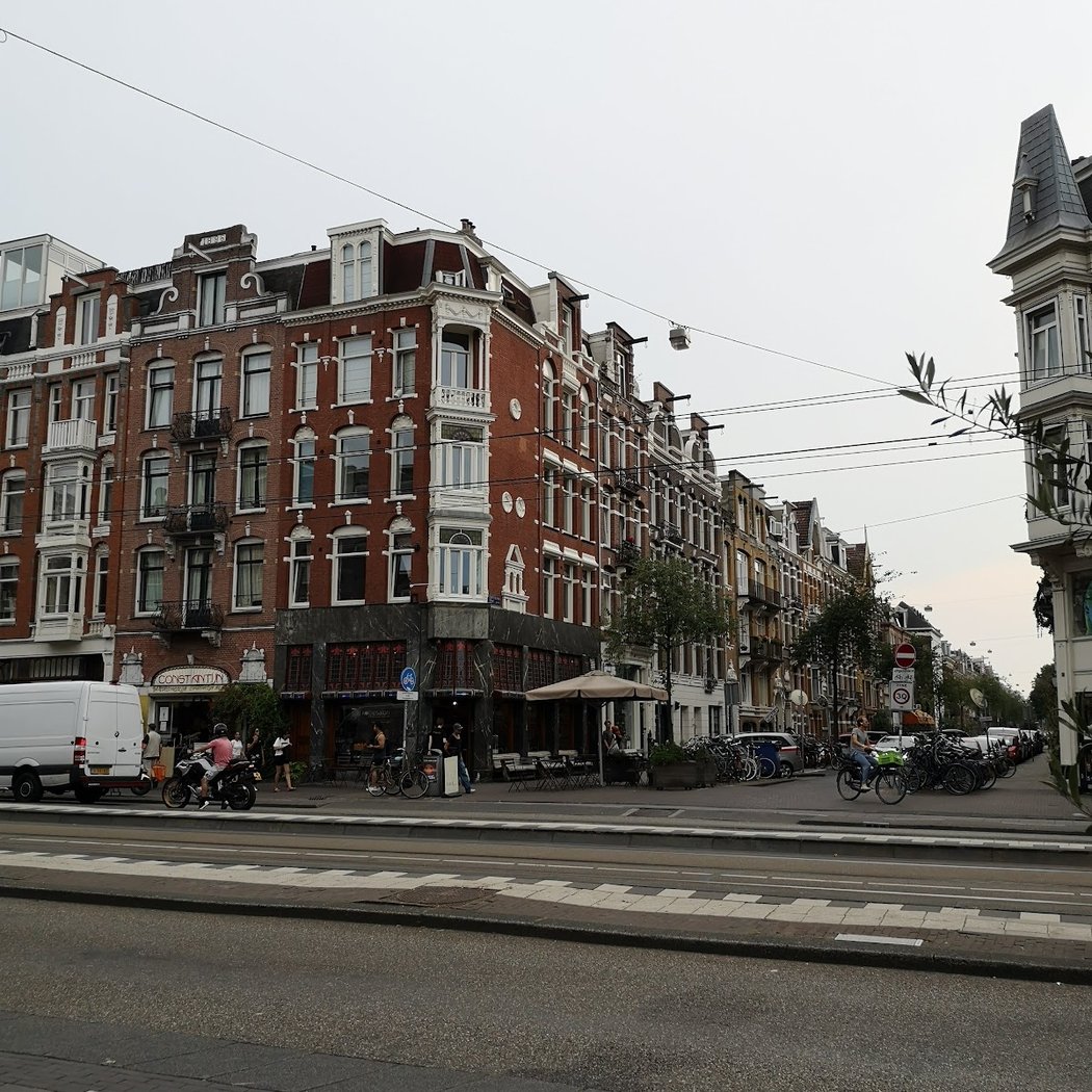 Overtoombuurt 1