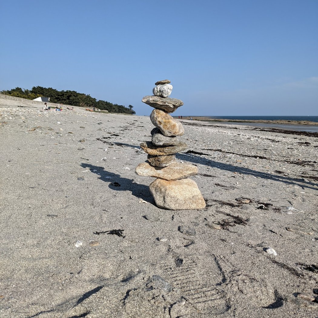 Beach Of Roaliguen 1