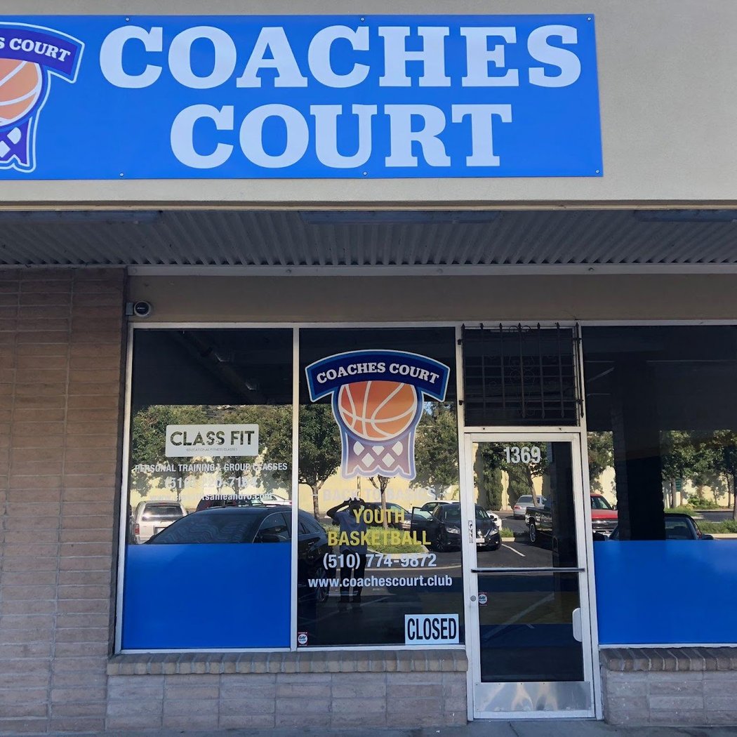 Coaches Court 1