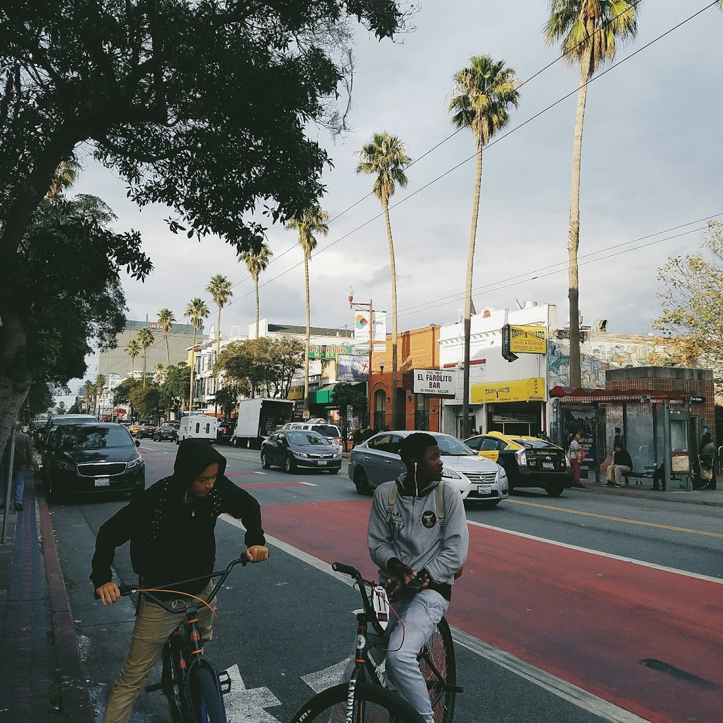 Mission St & 24th St 2