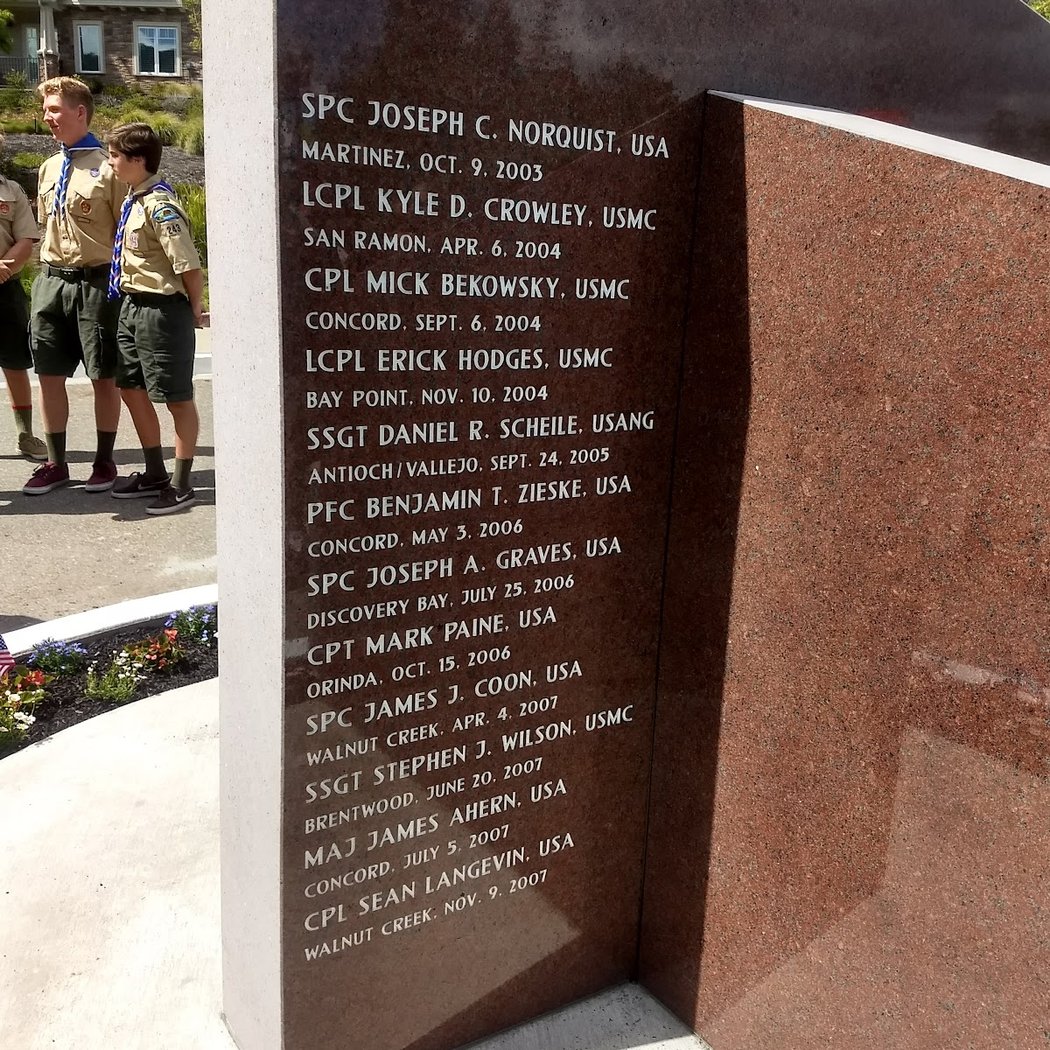 Lafayette Veterans Memorial Center 3