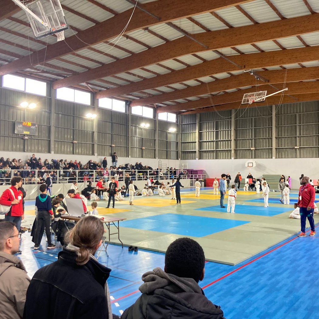Sports Center Philippe Cattiau 2
