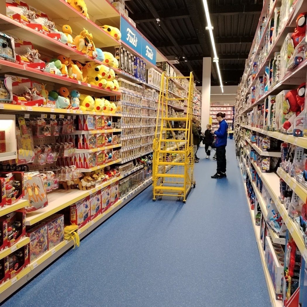 Smyths Toys Carré Sénart 3