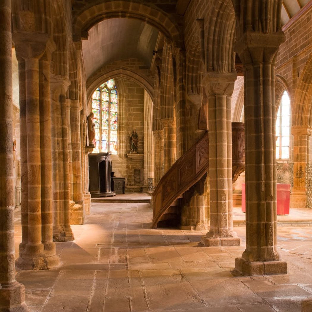 Ancienne collégiale Notre-Dame de Roscudon 1