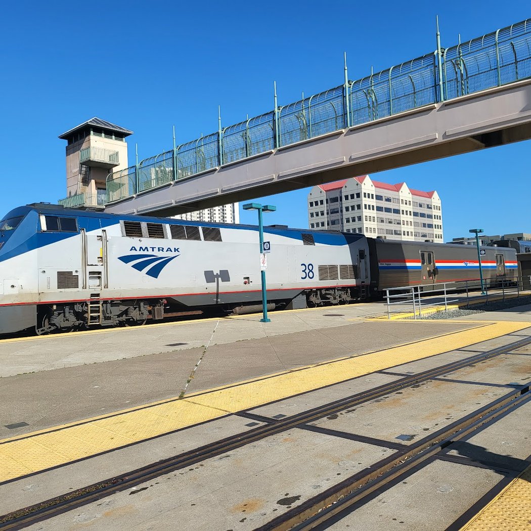 Emeryville Amtrak Station 1