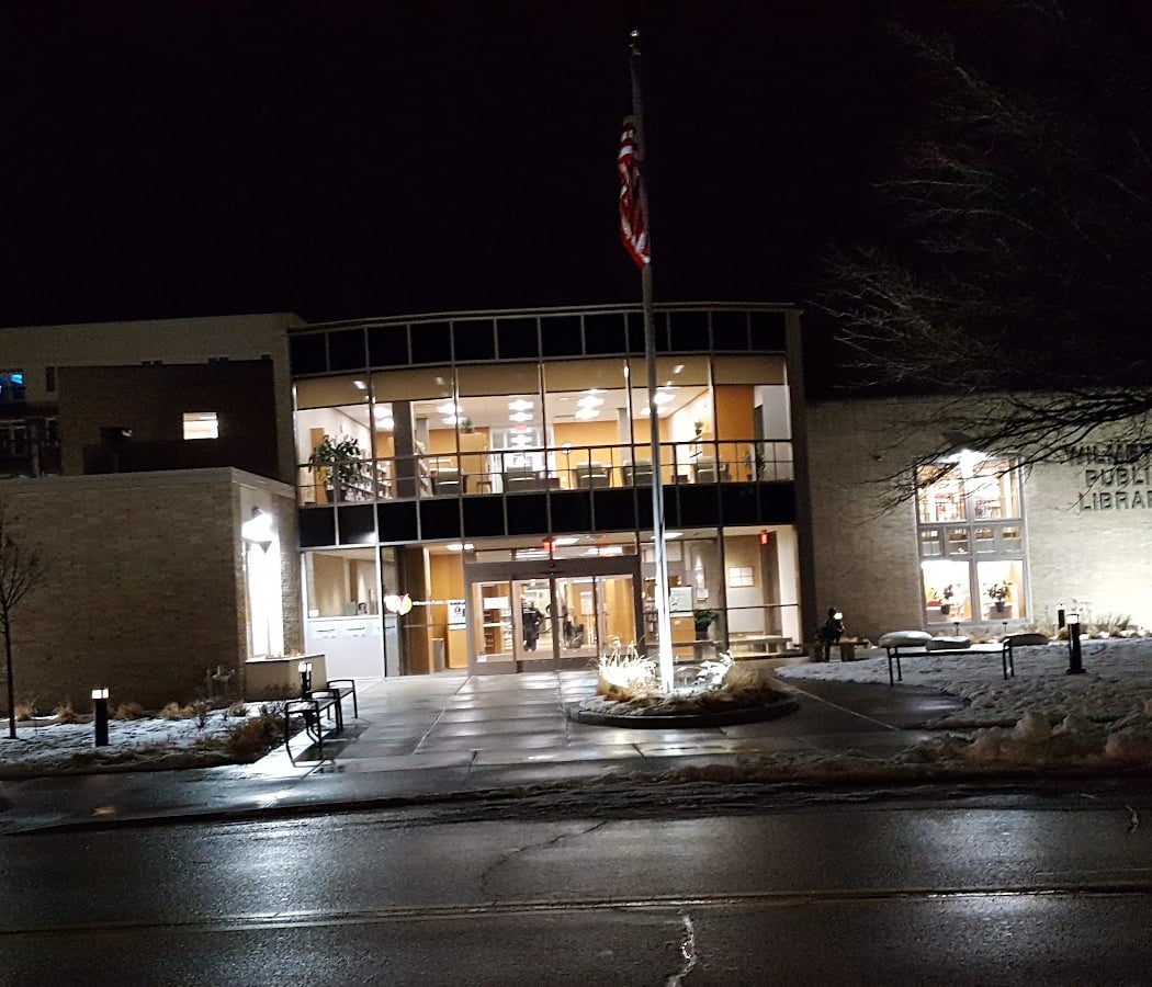 Wilmette Public Library 3
