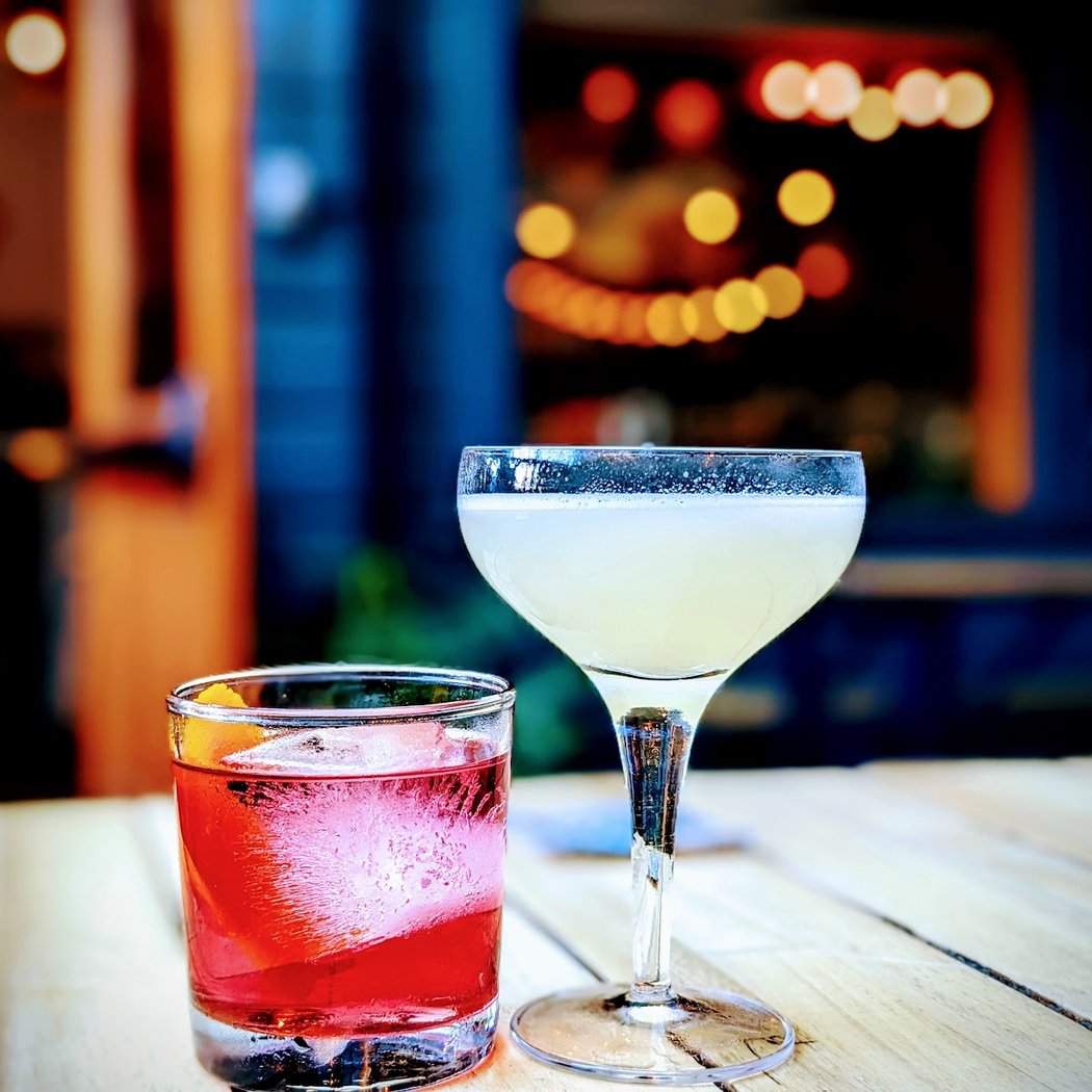 Happy Hour 1
