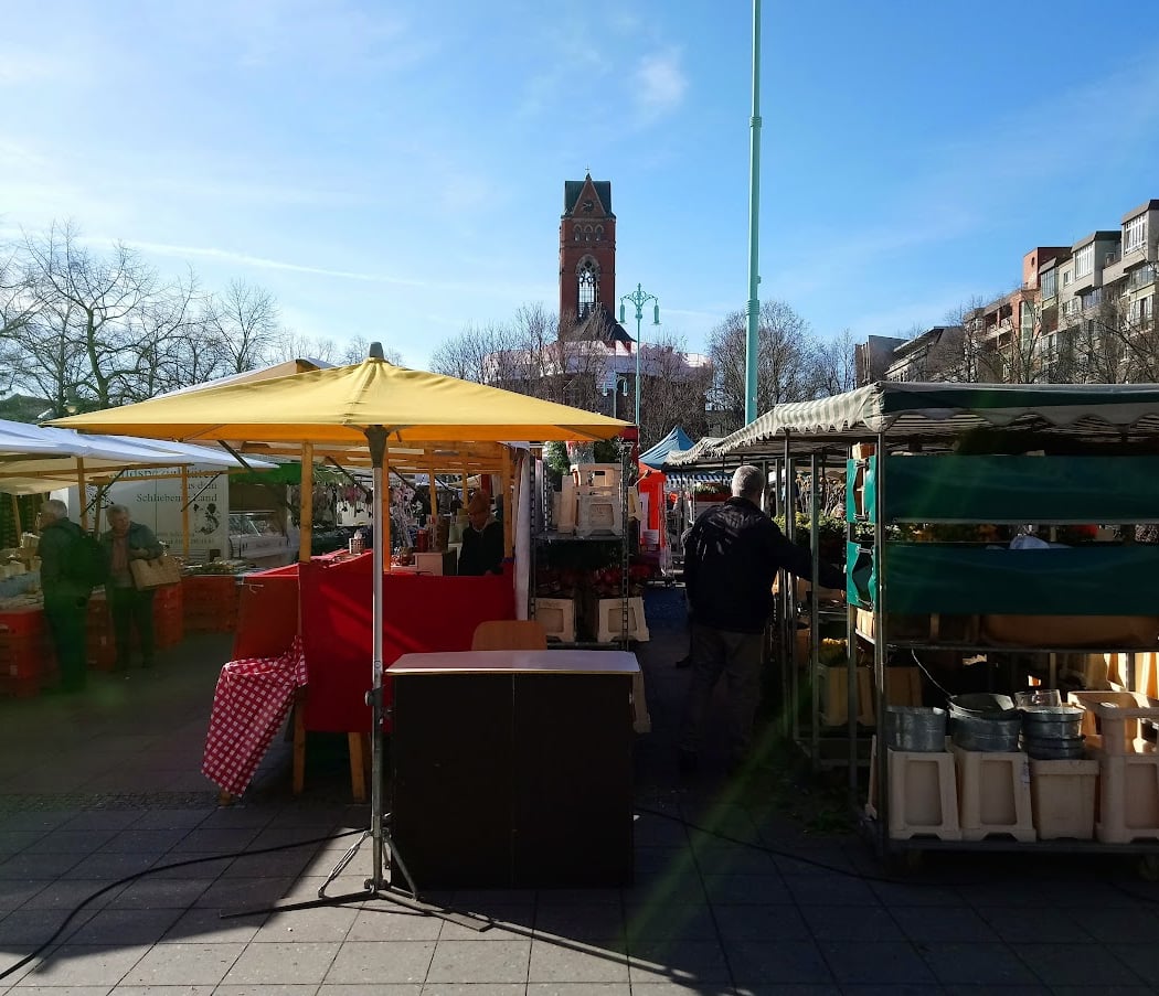 Langschläfer Flohmarkt Winterfeldtplatz 2