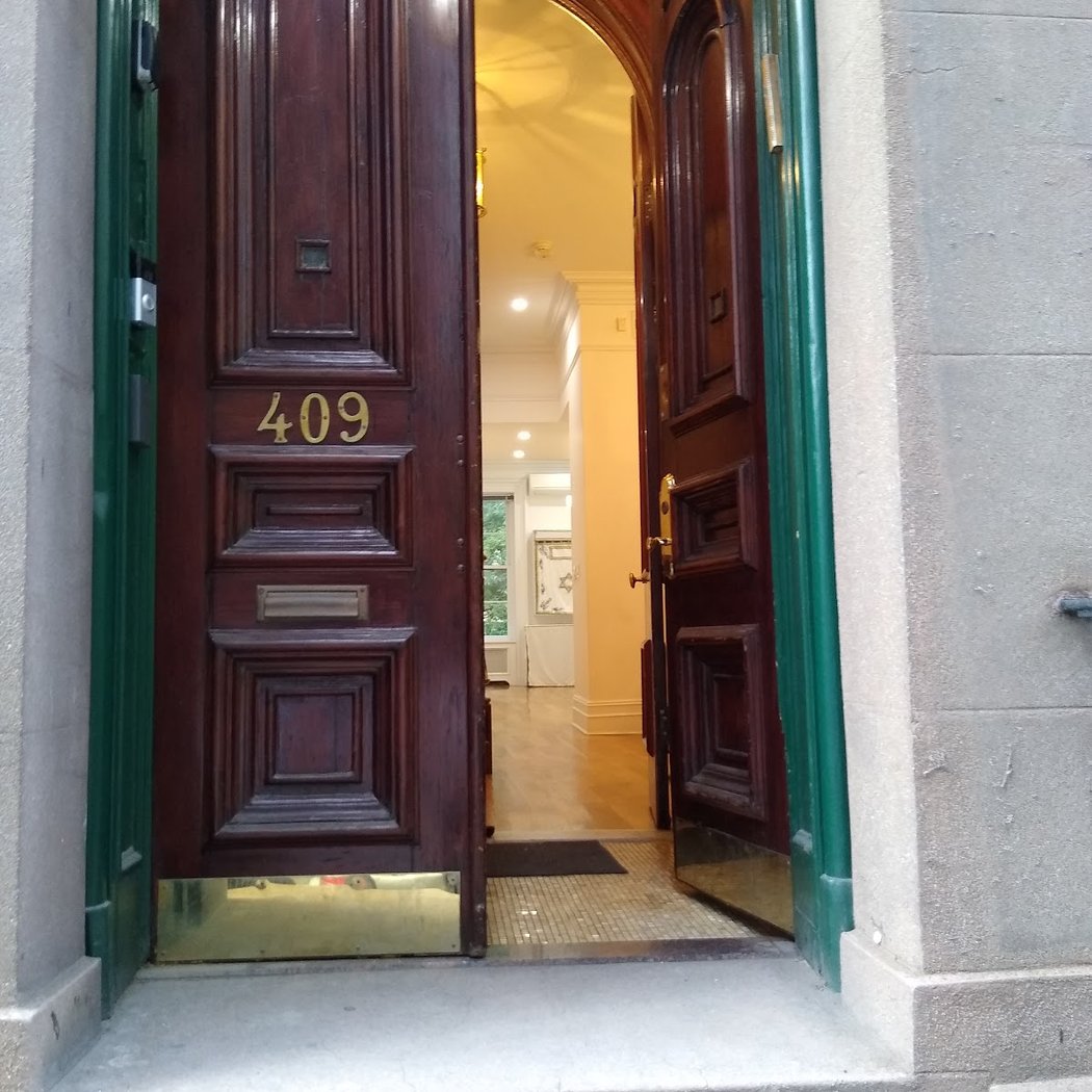 Sutton Place Chabad Jewish Center 2