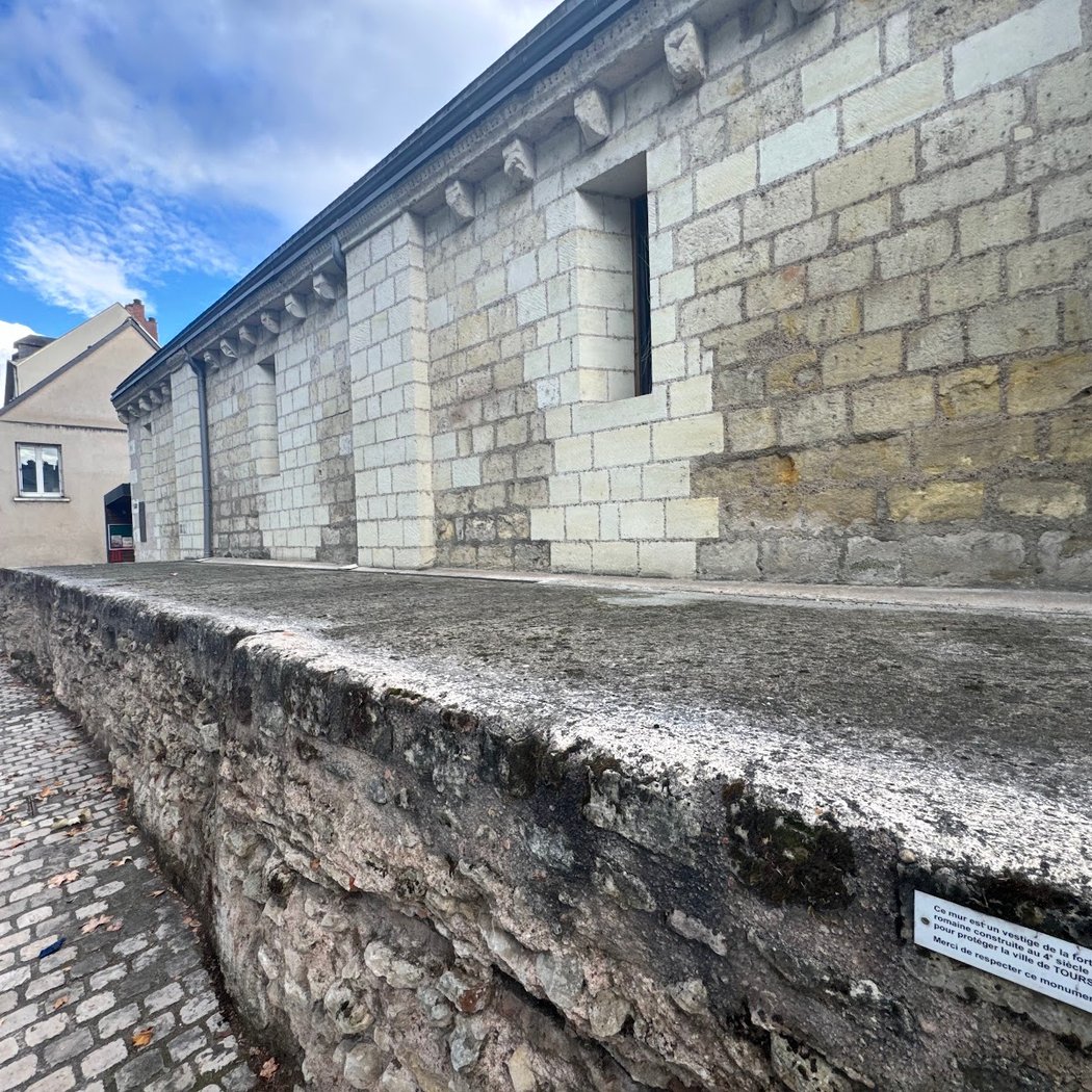 Société Archéologique de Touraine 1