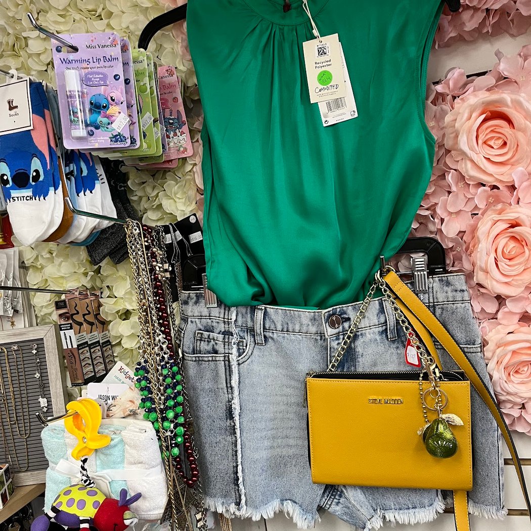 MAAPIS Thrift Store 1