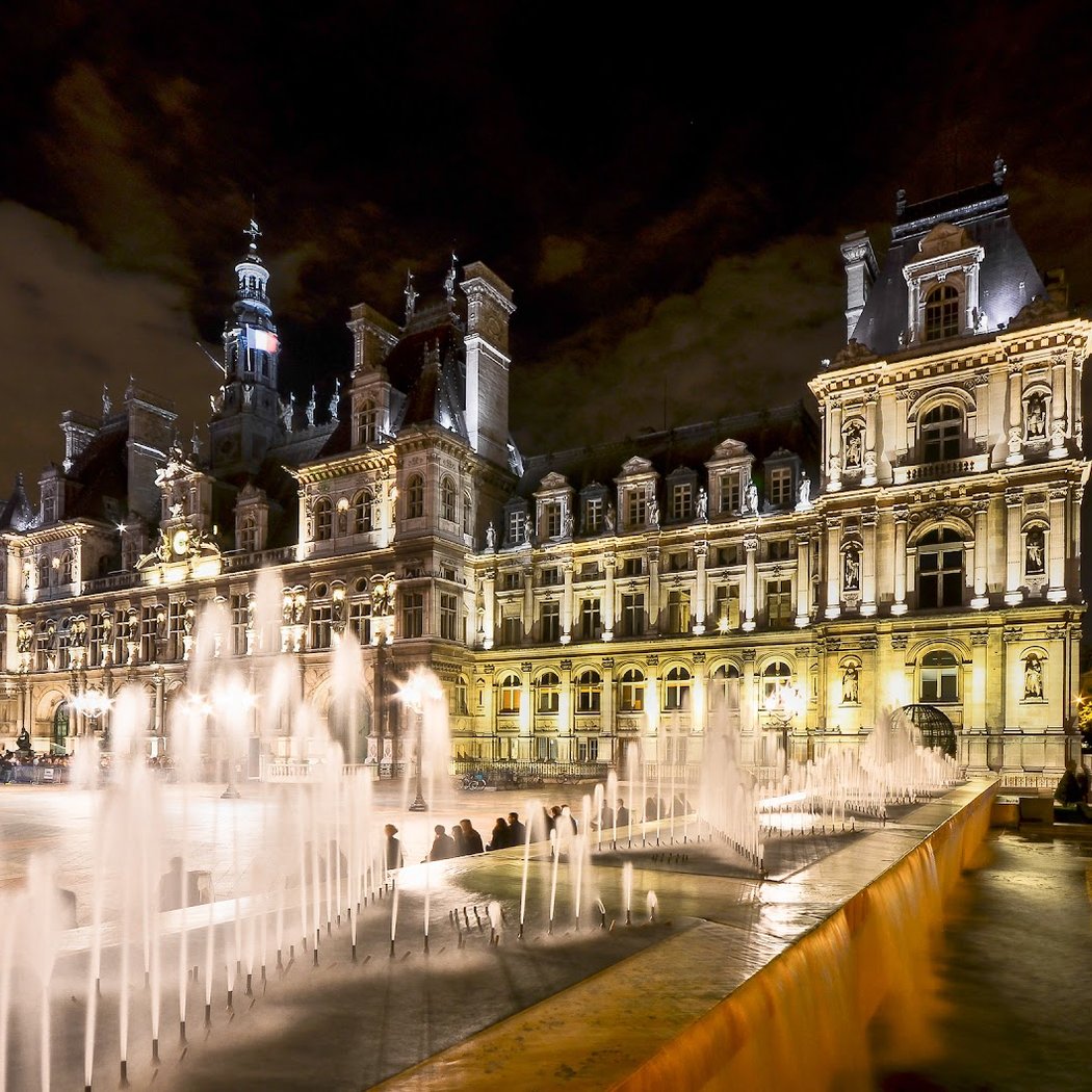 Parvis de l’Hôtel de Ville 1