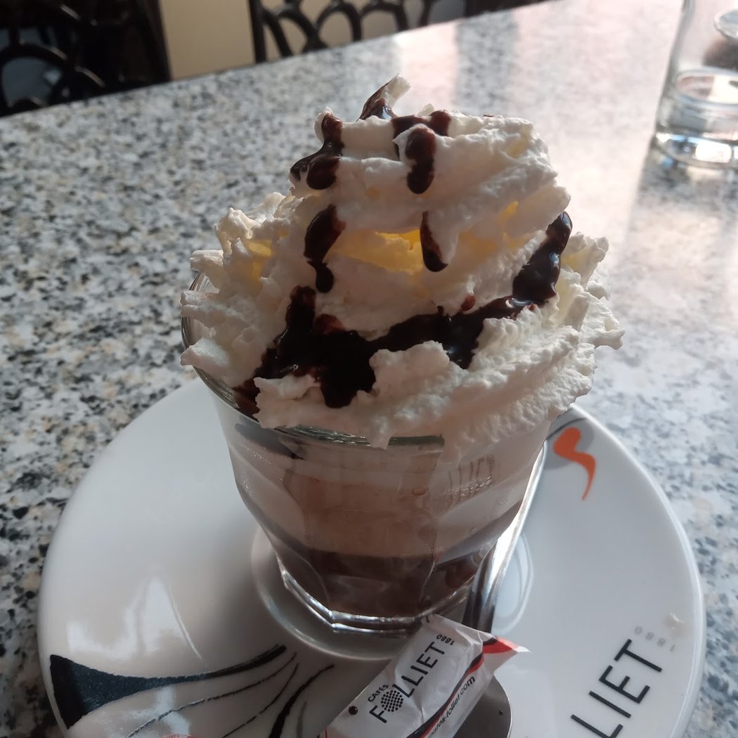LE TITIS BAR 3