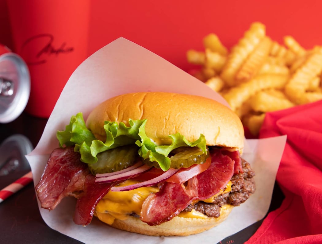 Moka Burger&shake 1