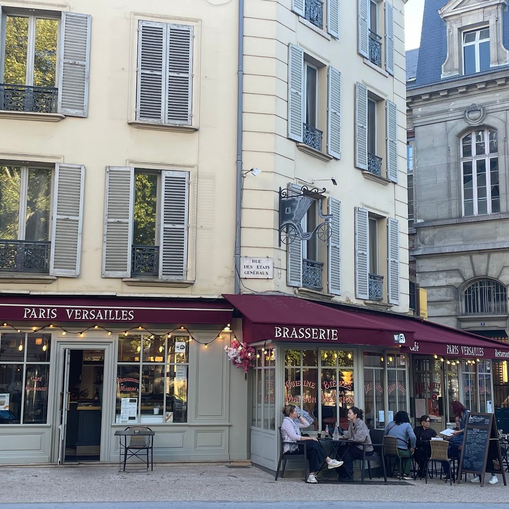 Le Paris Versailles 3