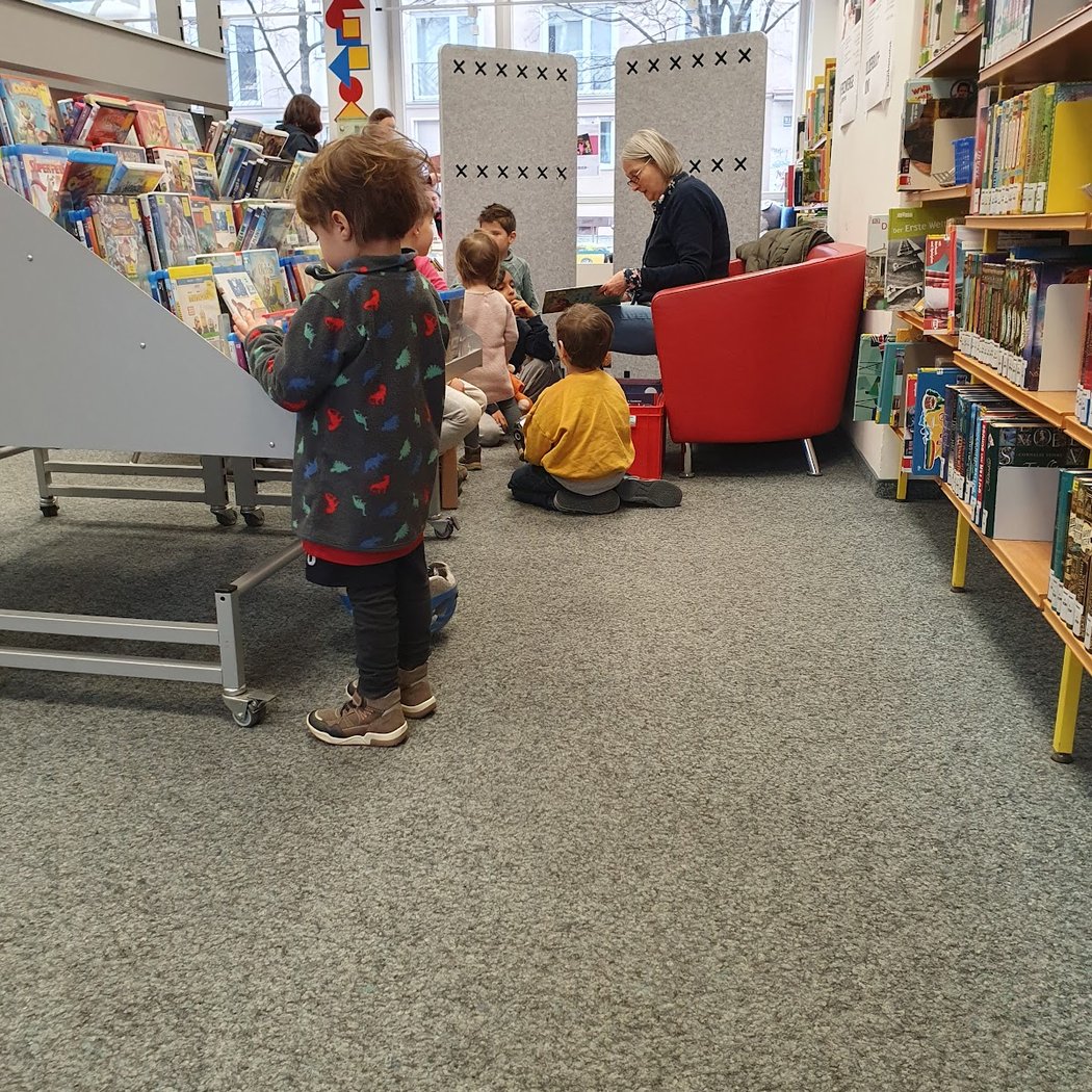 Bücherzwerge 1
