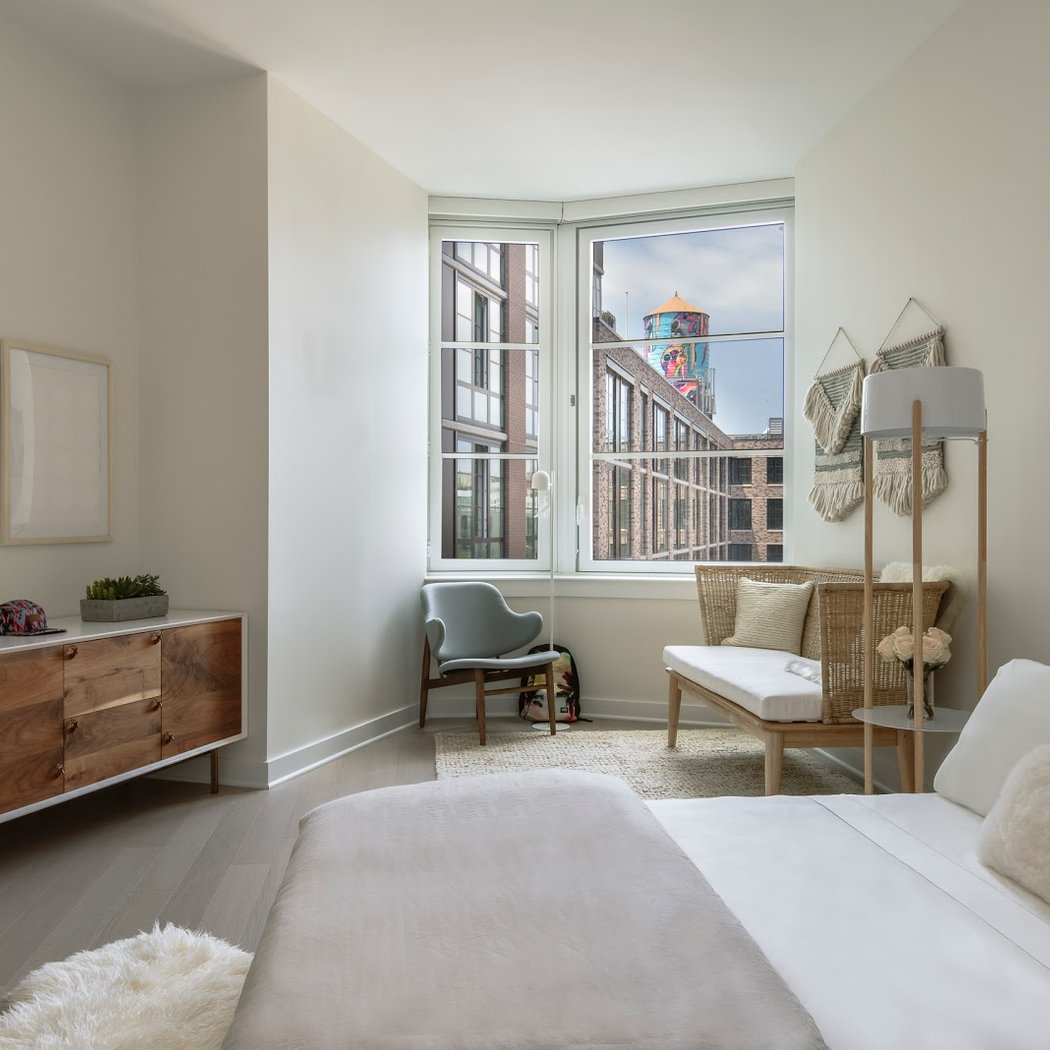 363 Bond Street 3